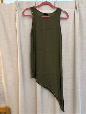 Asymmetrical Olive Green Stud-Trim Sleeveless Top with Slit, Medium